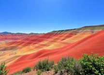 discovering the vibrant allure of the painted hills 1747578881